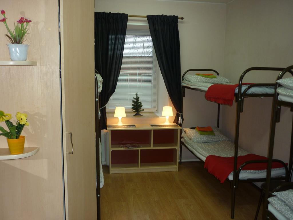 Hostel 3 Stars Na Oktyabryskoy วีเต็บส์ ภายนอก รูปภาพ