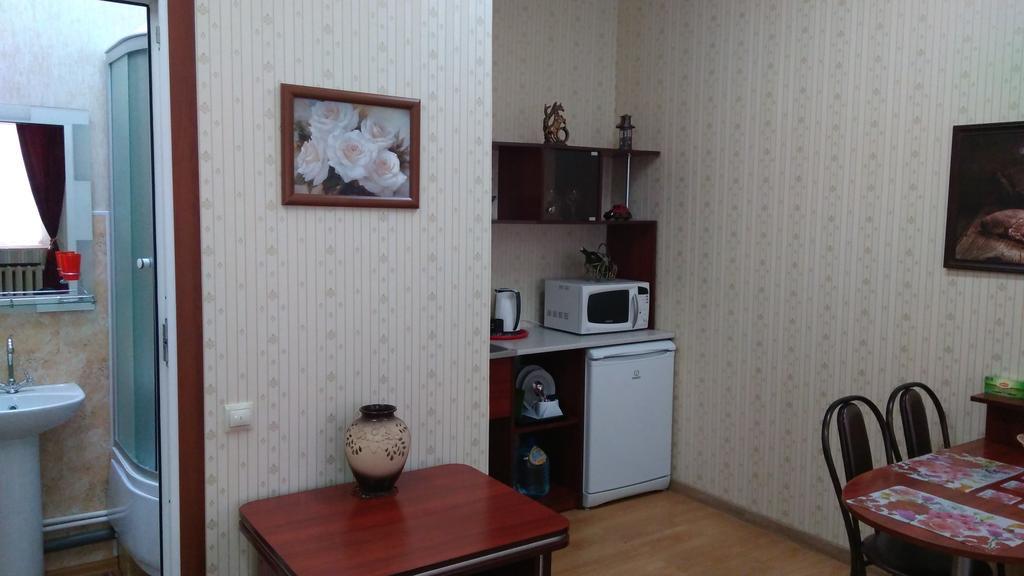 Hostel 3 Stars Na Oktyabryskoy วีเต็บส์ ภายนอก รูปภาพ