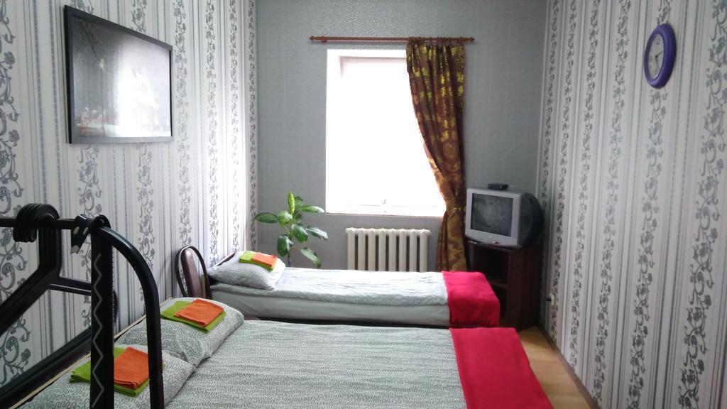 Hostel 3 Stars Na Oktyabryskoy วีเต็บส์ ภายนอก รูปภาพ
