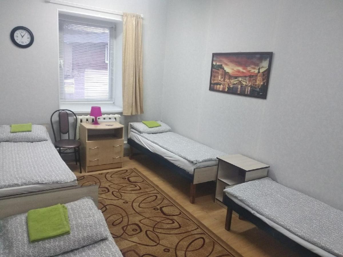 Hostel 3 Stars Na Oktyabryskoy วีเต็บส์ ภายนอก รูปภาพ